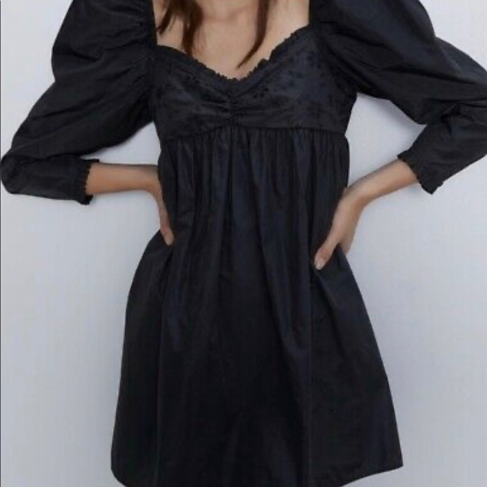 Embroidered, Ruffle - Picture 11 of 13